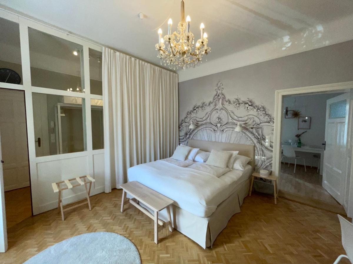 White Flat By Grazrentals With Cool Location & Free Parking Exteriör bild