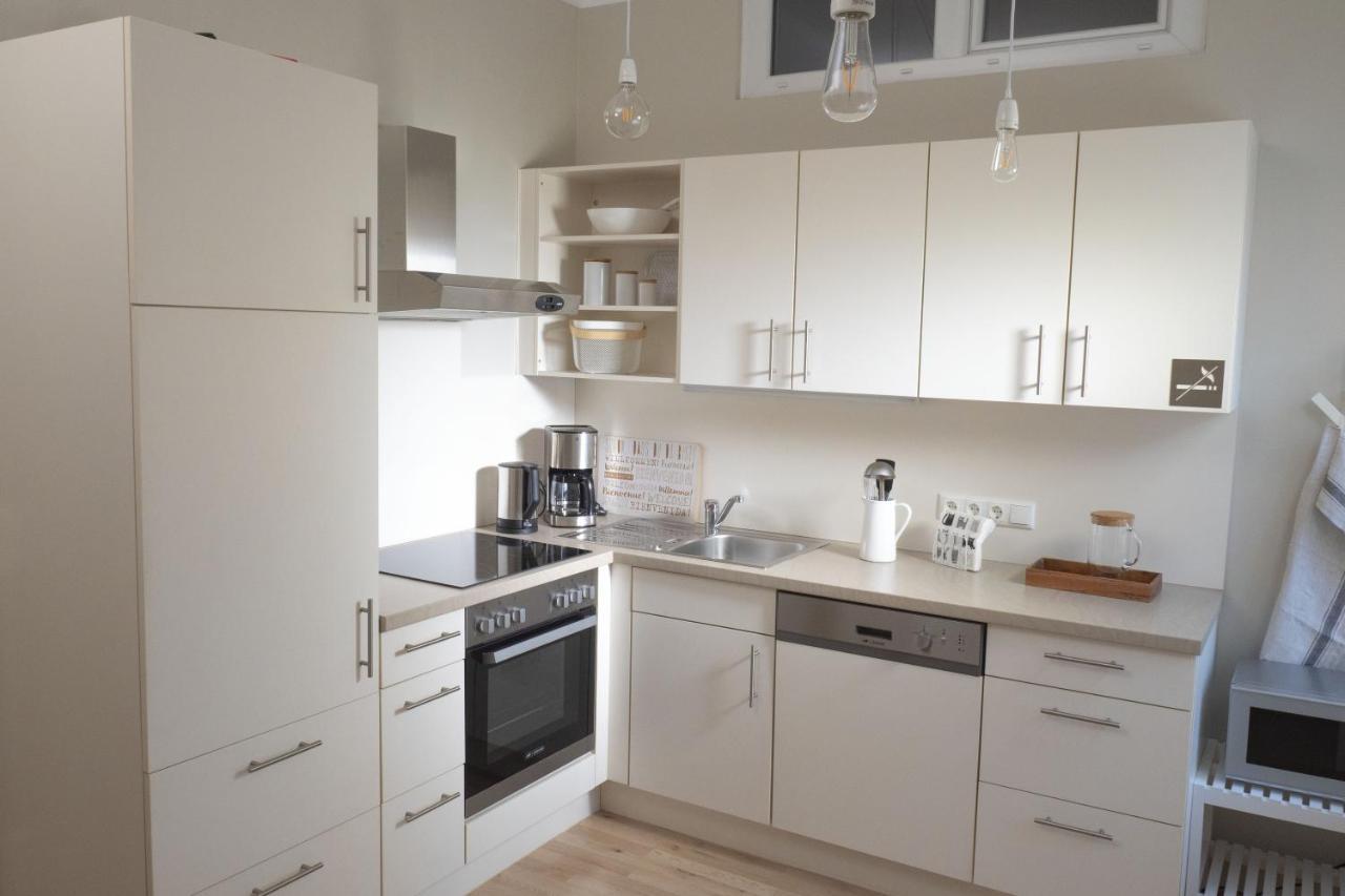 White Flat By Grazrentals With Cool Location & Free Parking Exteriör bild