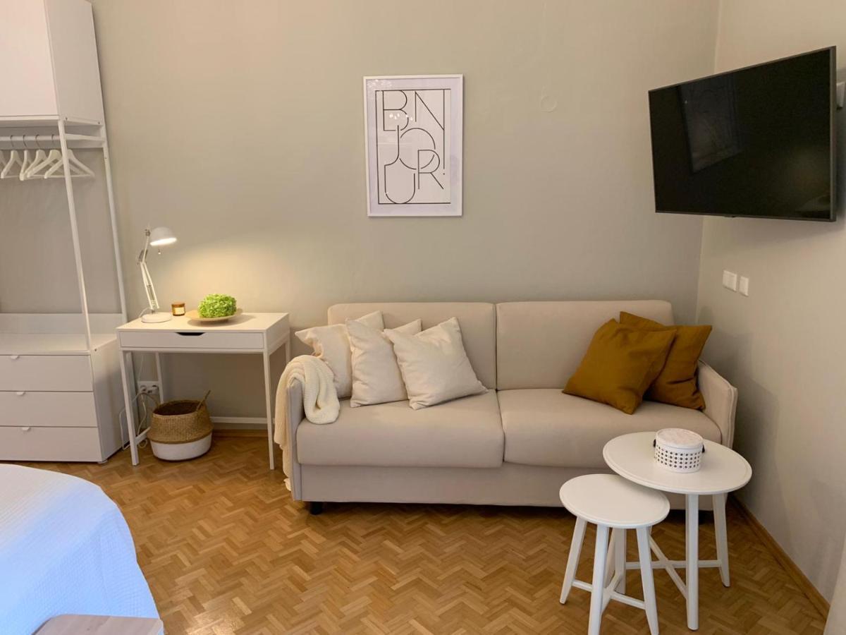 White Flat By Grazrentals With Cool Location & Free Parking Exteriör bild