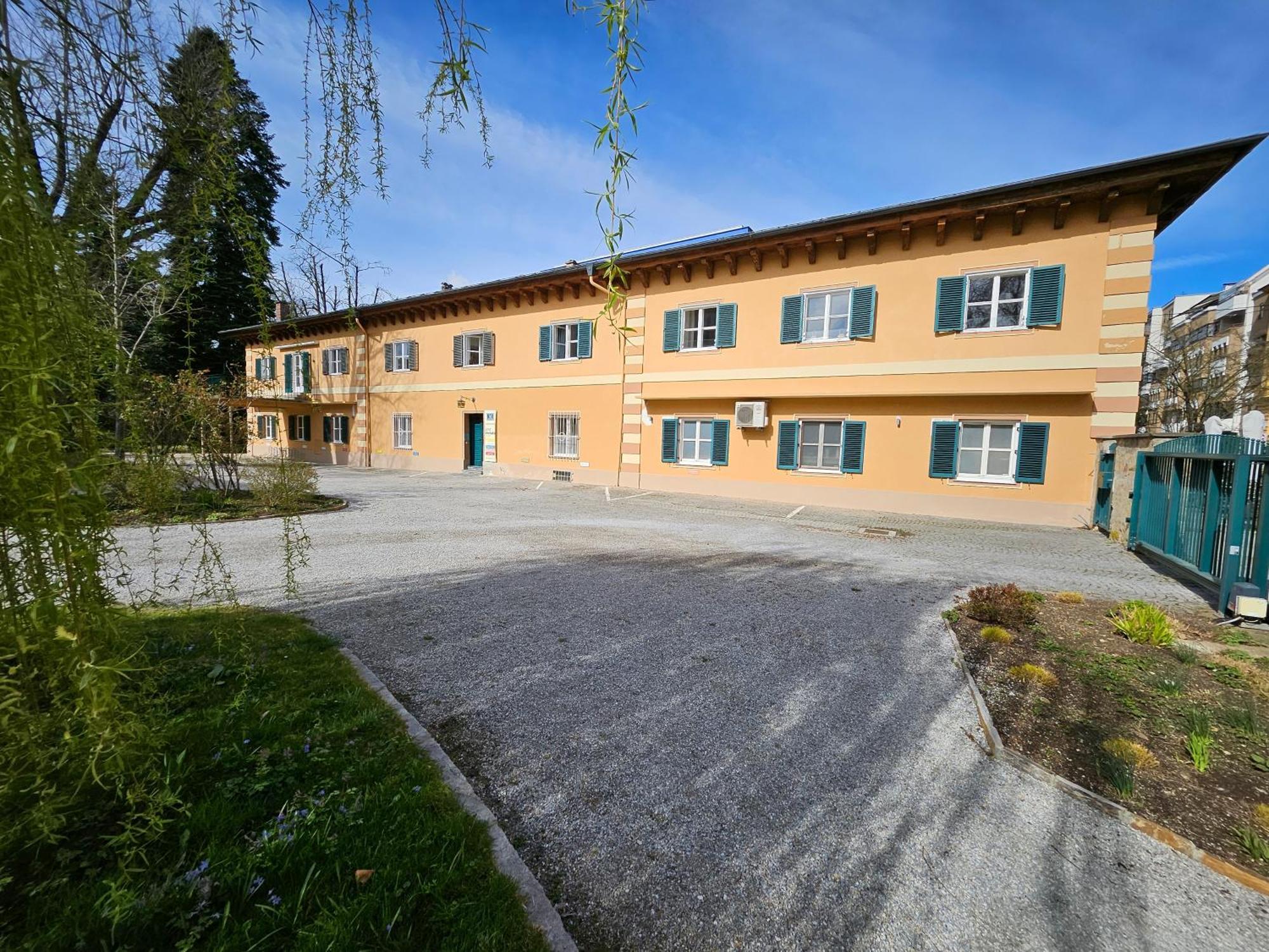 White Flat By Grazrentals With Cool Location & Free Parking Exteriör bild
