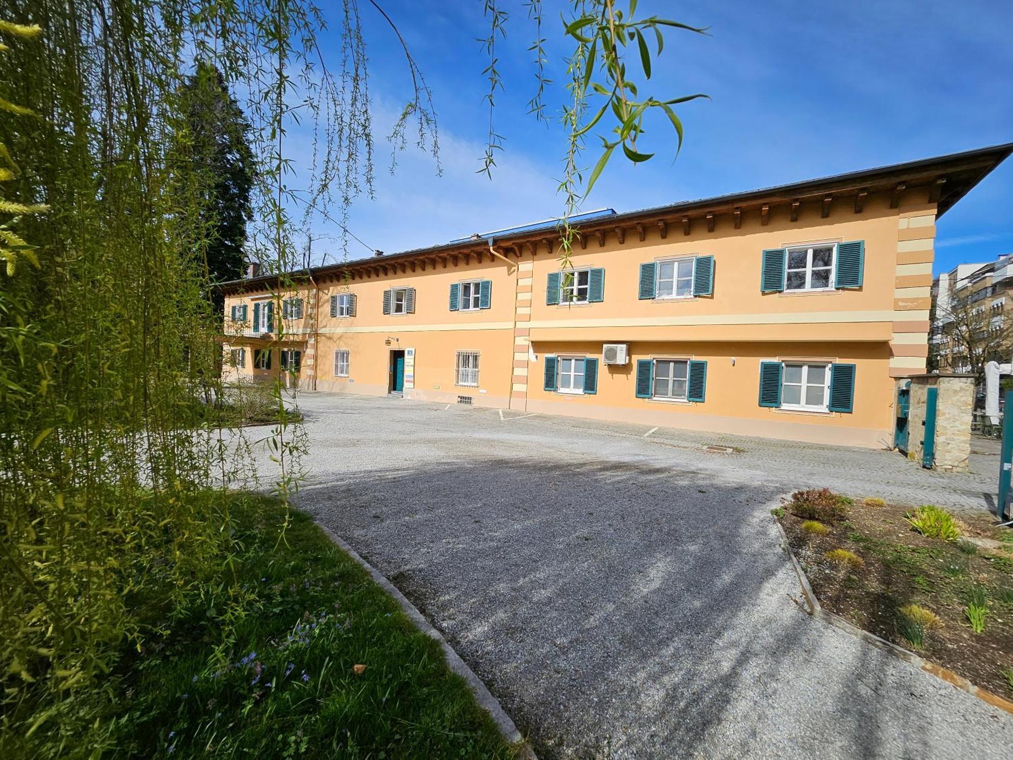 White Flat By Grazrentals With Cool Location & Free Parking Exteriör bild